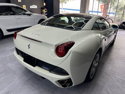 2009 Ferrari CALIFORNIA 照片 15