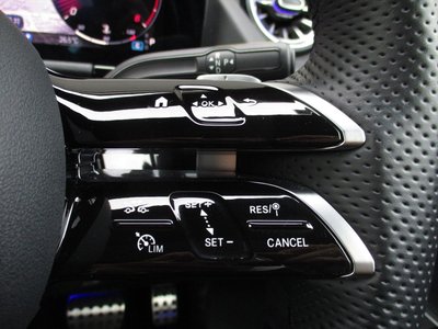 2025 Mercedes-BENZ GLA thumbnail 26