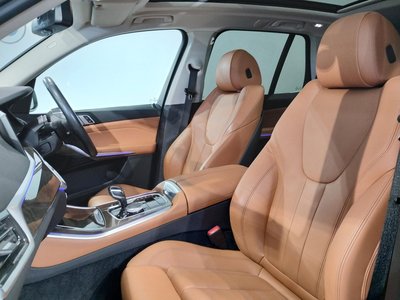 2022 BMW X5 thumbnail 25