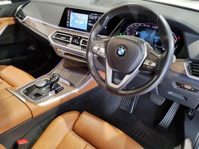 2022 BMW X5 thumbnail 22