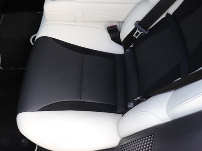 2022 Lexus LS thumbnail 51