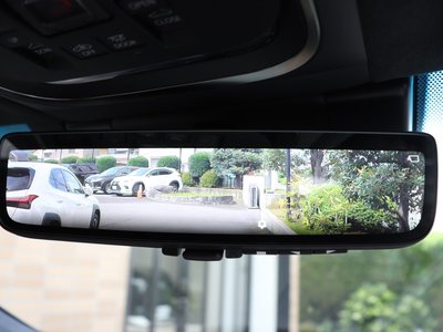 2022 Lexus LS thumbnail 18