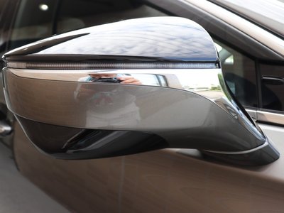 2022 Lexus LS thumbnail 40