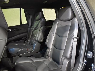 صورة مصغرة 16 لـ 2019 Cadillac ESCALADE
