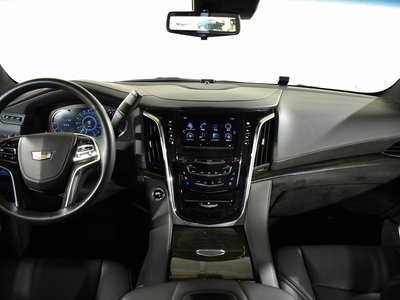 صورة مصغرة 5 لـ 2019 Cadillac ESCALADE
