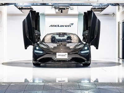 2025 Mclaren 750S SPIDER photo 2