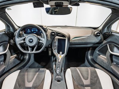 2025 Mclaren 750S SPIDER thumbnail 23