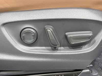 2024 Toyota CROWN SPORT thumbnail 61