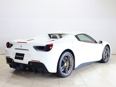 صورة مصغرة 34 لـ 2019 Ferrari 488 SPIDER