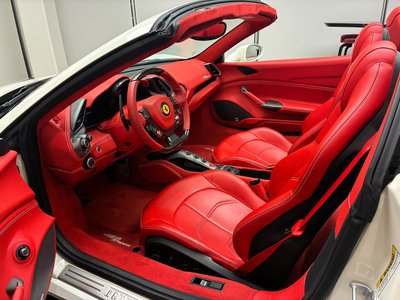 صورة مصغرة 37 لـ 2019 Ferrari 488 SPIDER