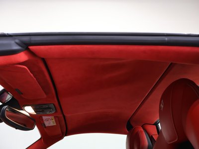 2019 Ferrari 488 SPIDER — фото 14