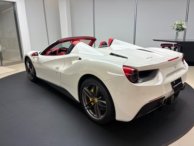 صورة مصغرة 30 لـ 2019 Ferrari 488 SPIDER