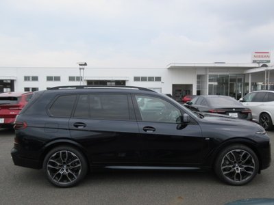 2025 BMW X7 photo 6