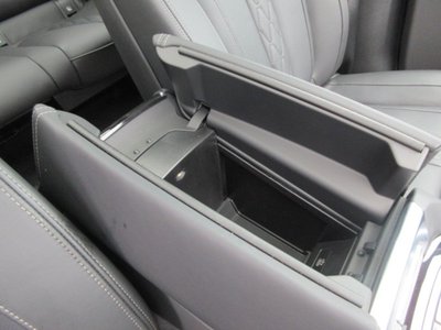2025 BMW X7 thumbnail 30
