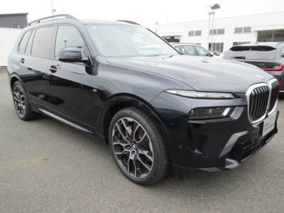 2025 BMW X7 photo 5
