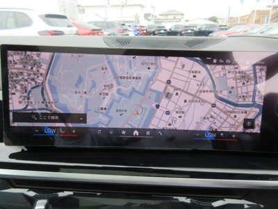 2025 BMW X7 thumbnail 40