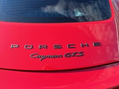 2015 Porsche CAYMAN photo 14