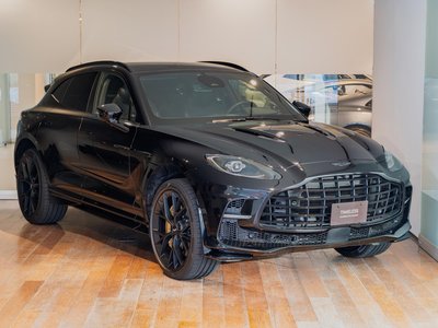 2026 Aston Martin DBX photo 3