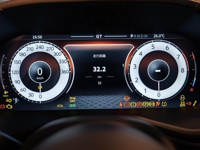 2026 Aston Martin DBX — миниатюра 21