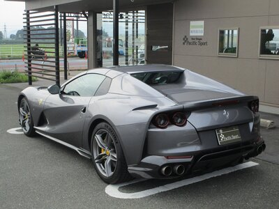 2023 Ferrari 812 GTS 照片 10