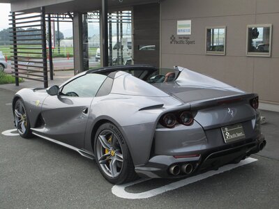 2023 Ferrari 812 GTS 照片 16
