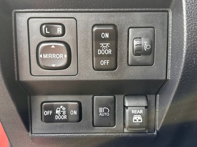 2020 Toyota TUNDRA thumbnail 31