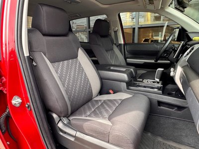 2020 Toyota TUNDRA thumbnail 26