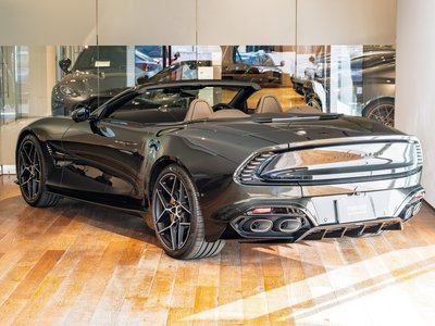 2026 Aston Martin VANQUISH VOLANTE — фото 4