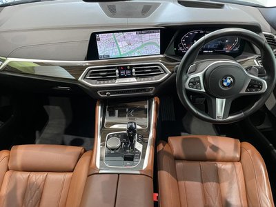 2023 BMW X6 photo 2