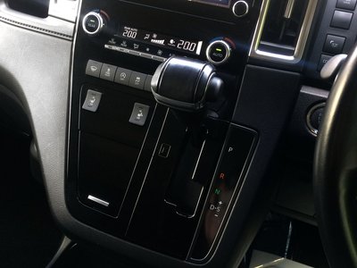 صورة مصغرة 32 لـ 2020 Toyota GRAND ACE