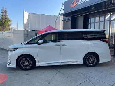 2024 Toyota ALPHARD — фото 14