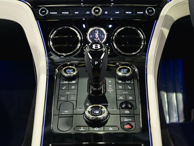 2026 Bentley CONTINENTAL — миниатюра 26