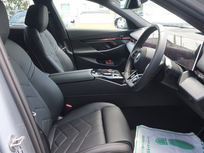 2025 BMW I5 缩略图 41