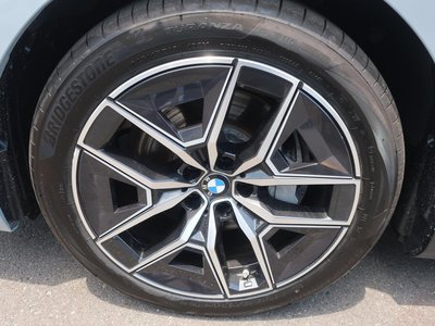 2025 BMW I5 缩略图 17
