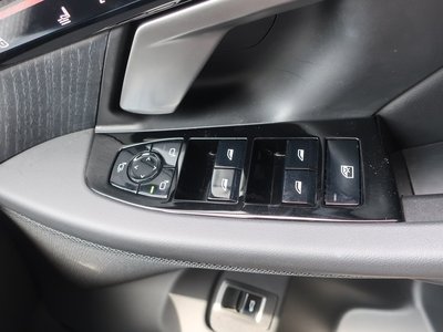 2025 BMW I5 缩略图 66