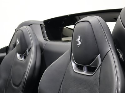 صورة 6 لـ 2026 Ferrari 296 GTS