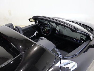 صورة 10 لـ 2026 Ferrari 296 GTS