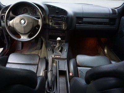 صورة 11 لـ 1998 BMW M3