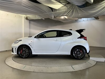 صورة 4 لـ 2025 Toyota GR YARIS