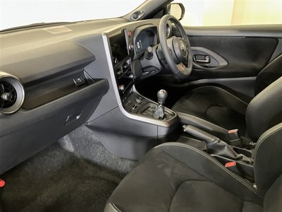 صورة 11 لـ 2025 Toyota GR YARIS