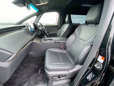 2024 Lexus LM 照片 65