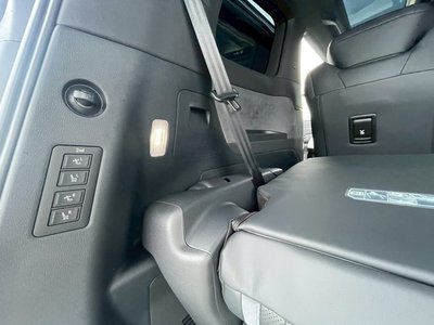 2024 Lexus LM 照片 90