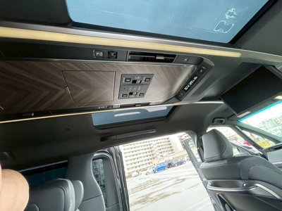 2024 Lexus LM 照片 131