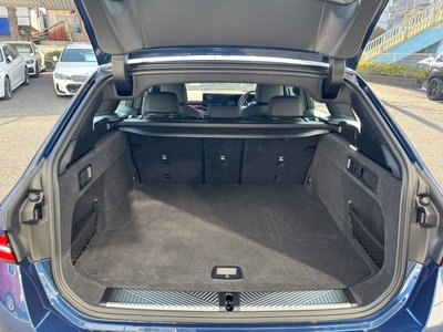 2025 BMW 5 SERIES TOURING thumbnail 25