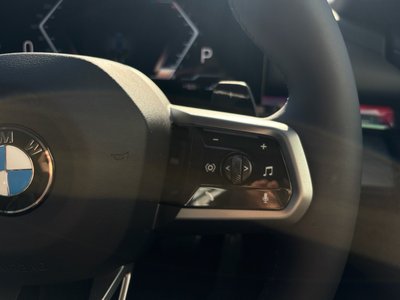 2025 BMW 5 SERIES TOURING thumbnail 18