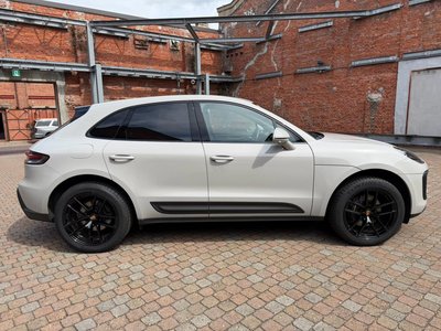 2023 Porsche MACAN thumbnail 77