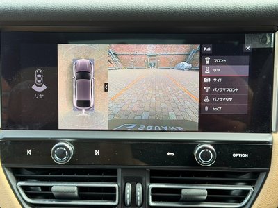 2023 Porsche MACAN thumbnail 61