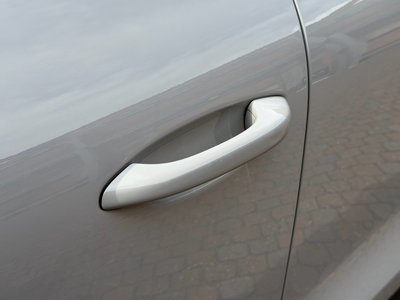 2023 Porsche MACAN photo 8