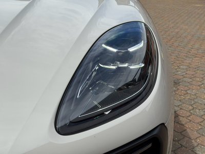 2023 Porsche MACAN thumbnail 64