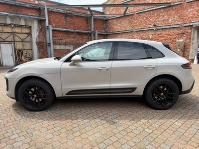 2023 Porsche MACAN thumbnail 69